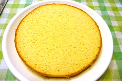 井村さんの万能白米粉で作ったスポンジケーキ