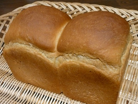 有機小麦粉でパン作り