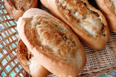 国産有機小麦粉ナンブでパン作り